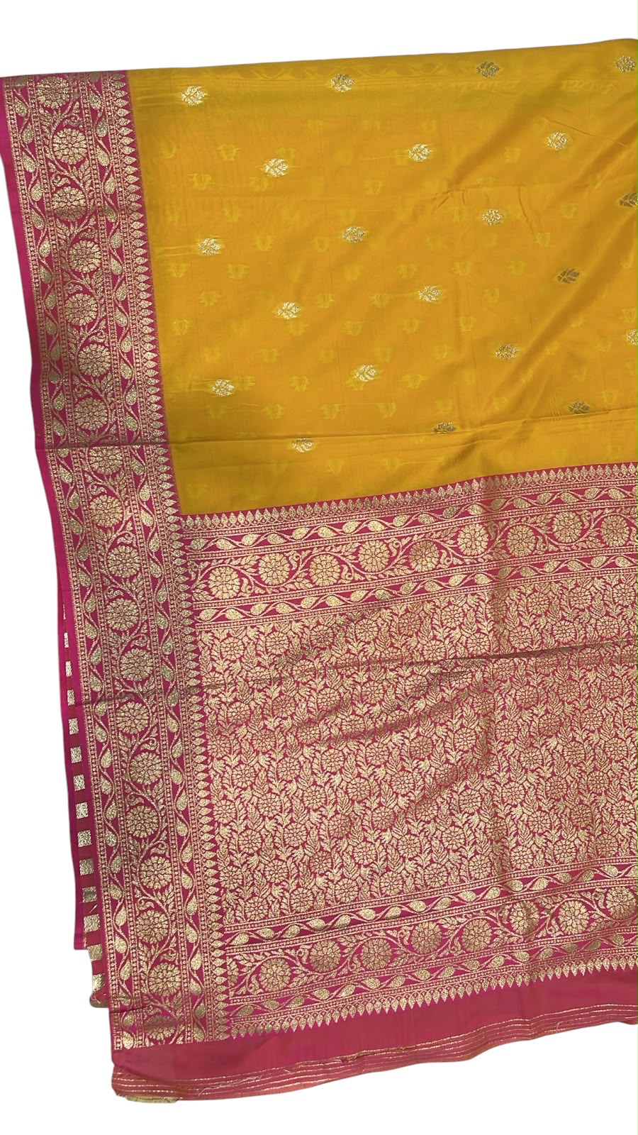 Soft Silk Banarasi Paithani with contrast Zari Border and golden Zari Butti all over